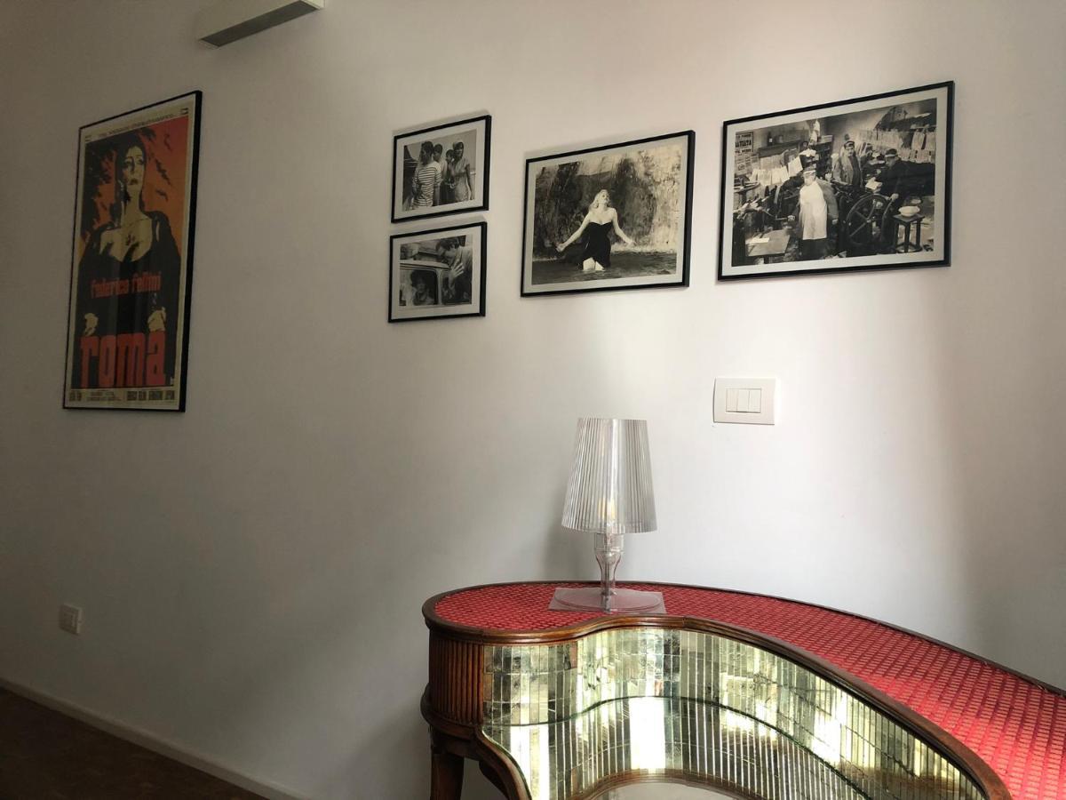Lungotevere Bed&Bike Рим Екстер'єр фото